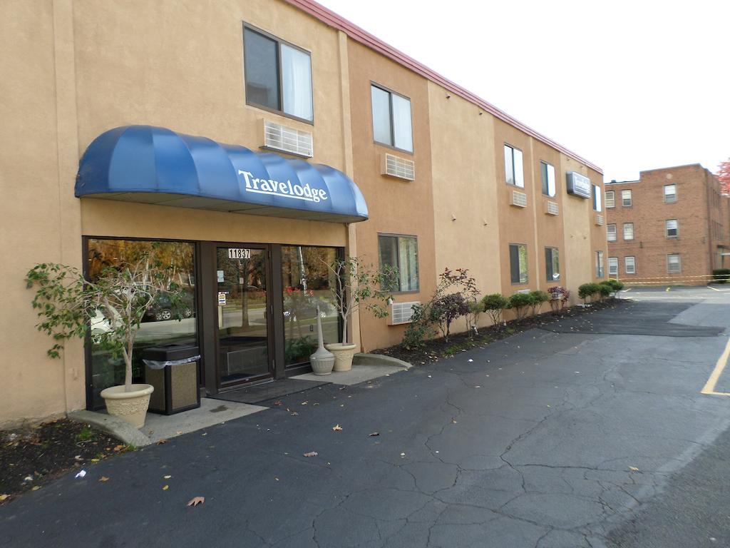 Travelodge By Wyndham Cleveland Lakewood Luaran gambar